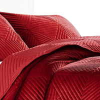 Ahab 2 Piece Twin Quilt Set with 1 Pillow Sham, Dutch Velvet Face, Red - BM313306