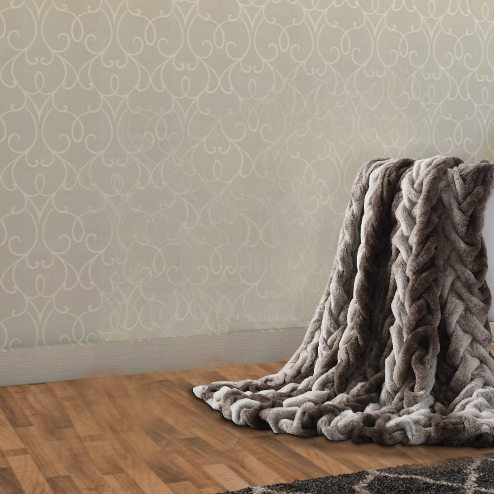 Eus Faux Fur Braided Reverse Flannel Throw The Urban Port, Brown and Gray - BM204276