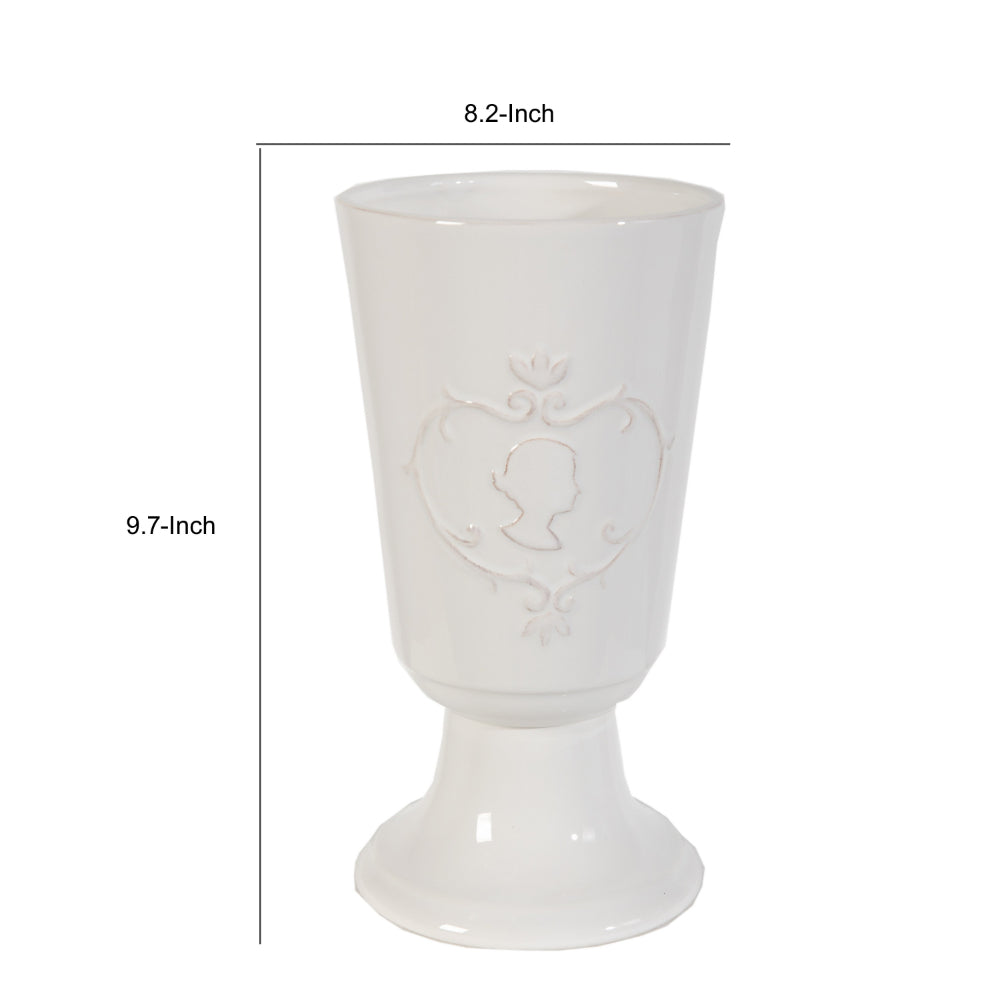 BM165665 Trophy snowy Vase ,White