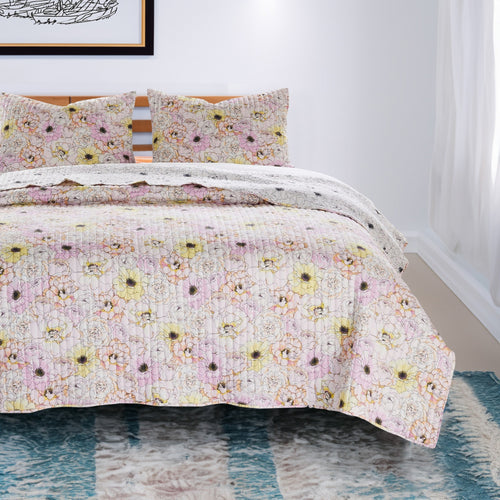 Milan 3 Piece Microfiber Blooming Flower Pattern Queen Quilt Set, White and Pink - BM231048