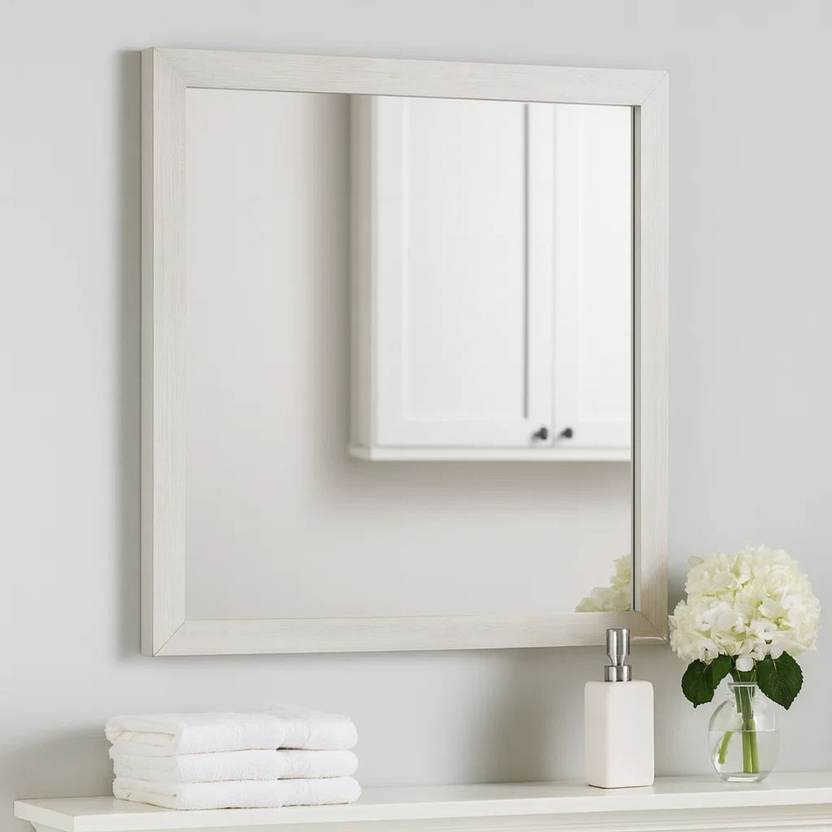 Mirror with Wooden Frame and Grain Details, White  - BM242654