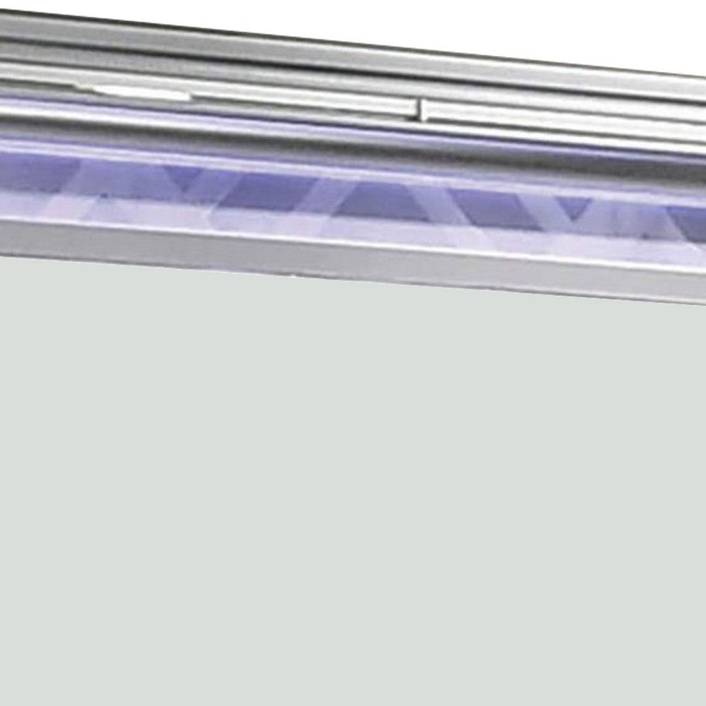 Wall Mirror with LED light and Wooden Frame, Silver - BM252504