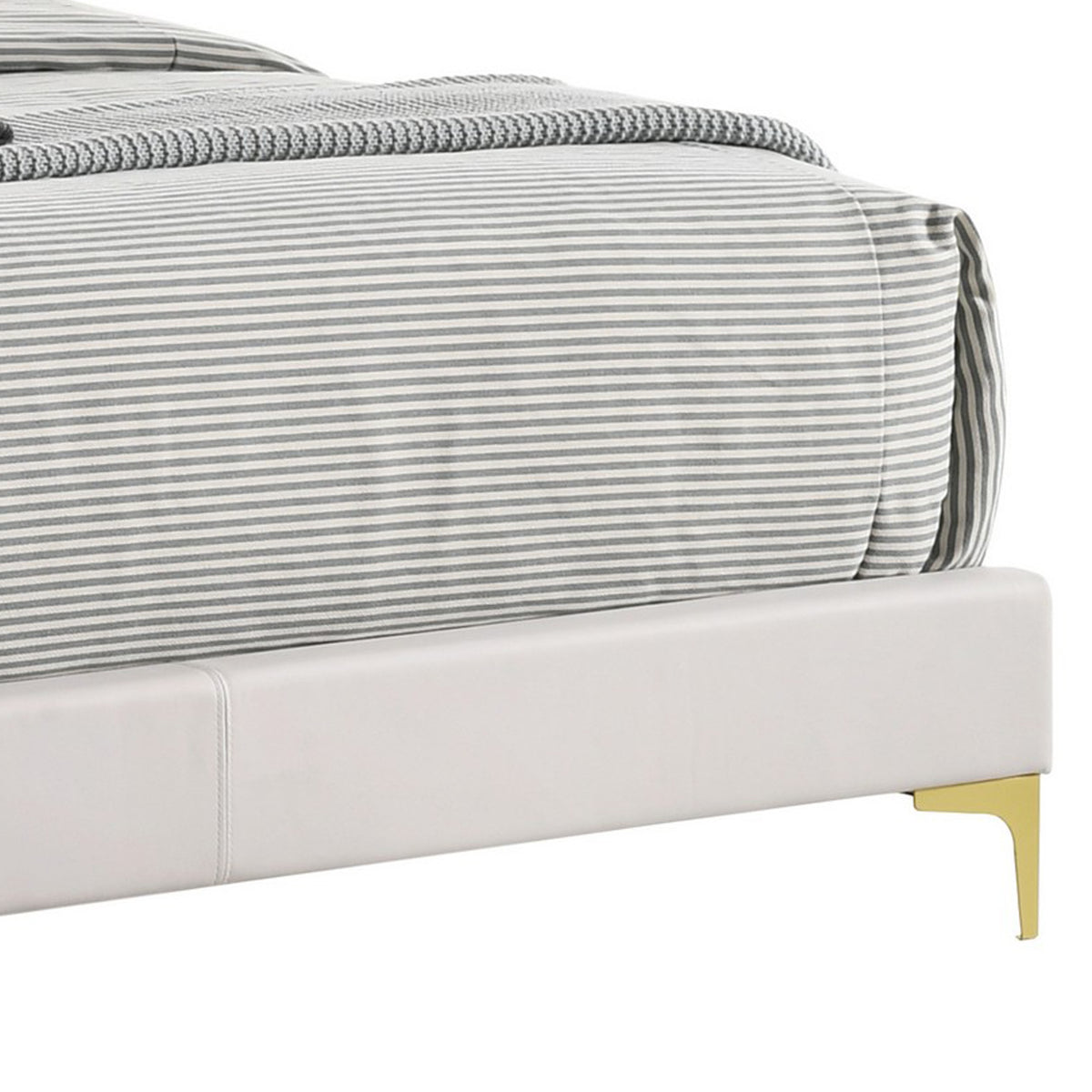 Lif Platform Queen Size Bed, Panel Tufted Headboard, Gold Legs White Velvet  - BM297258