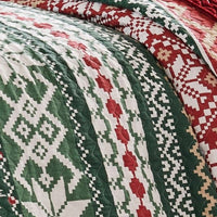 Live 3 Piece Queen Quilt Set with 2 Pillow Shams, Festive Winter Print  - BM313279