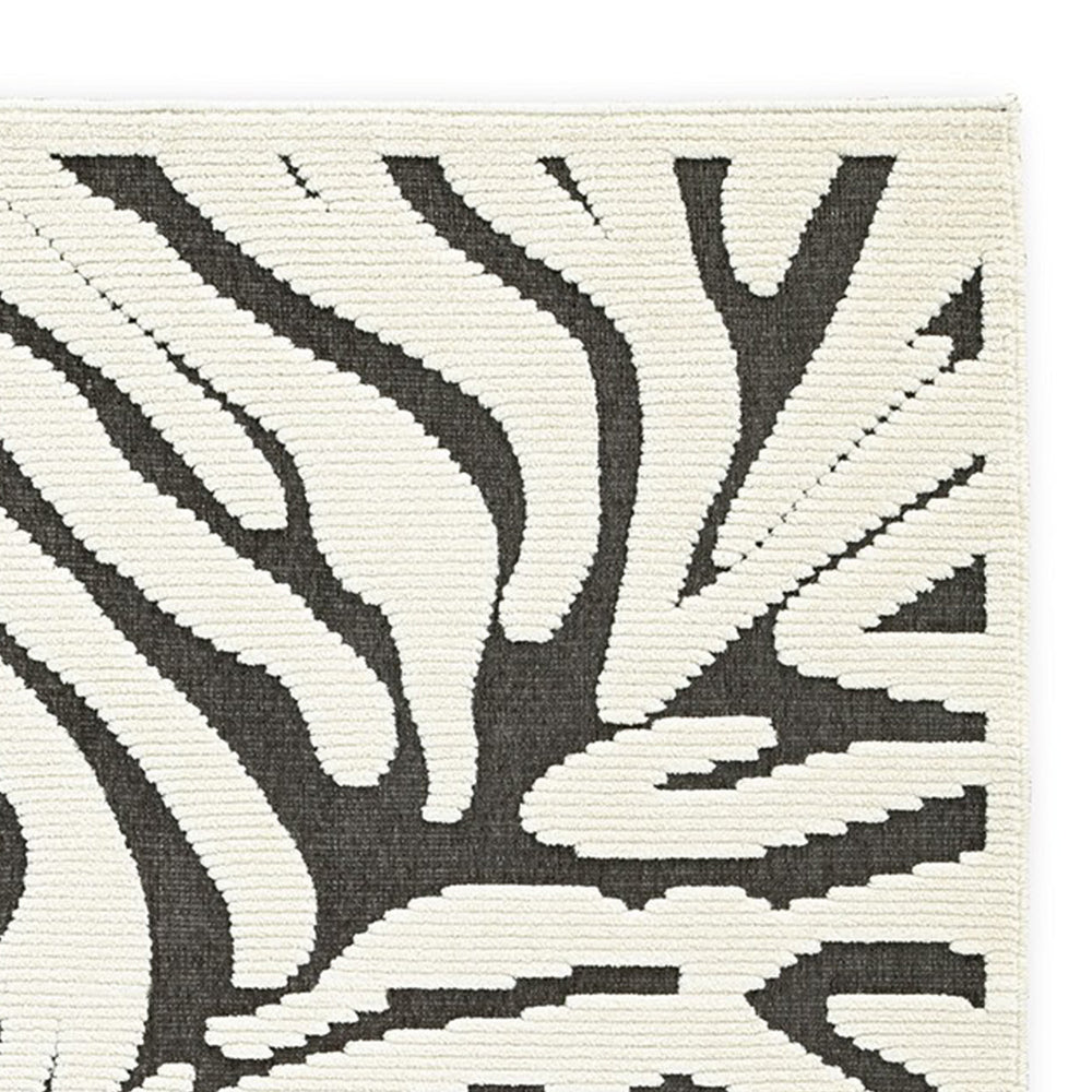 Thom 5 x 7  Medium Area Rug, Bold Zebra Print, Black and White Polyester - BM318272