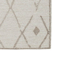 Hima 5 x 7 Area Rug, Geometric Pattern, Hand Tufted Gray Wool Cotton Back - BM318356