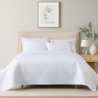 Keo 3pc King Coverlet Set, Reversible, Pillow Shams White Silky Fabric -BM326711