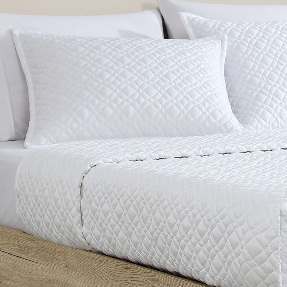 Keo 3pc Queen Coverlet Set, Reversible, Shams, White Silky Fabric -BM326712
