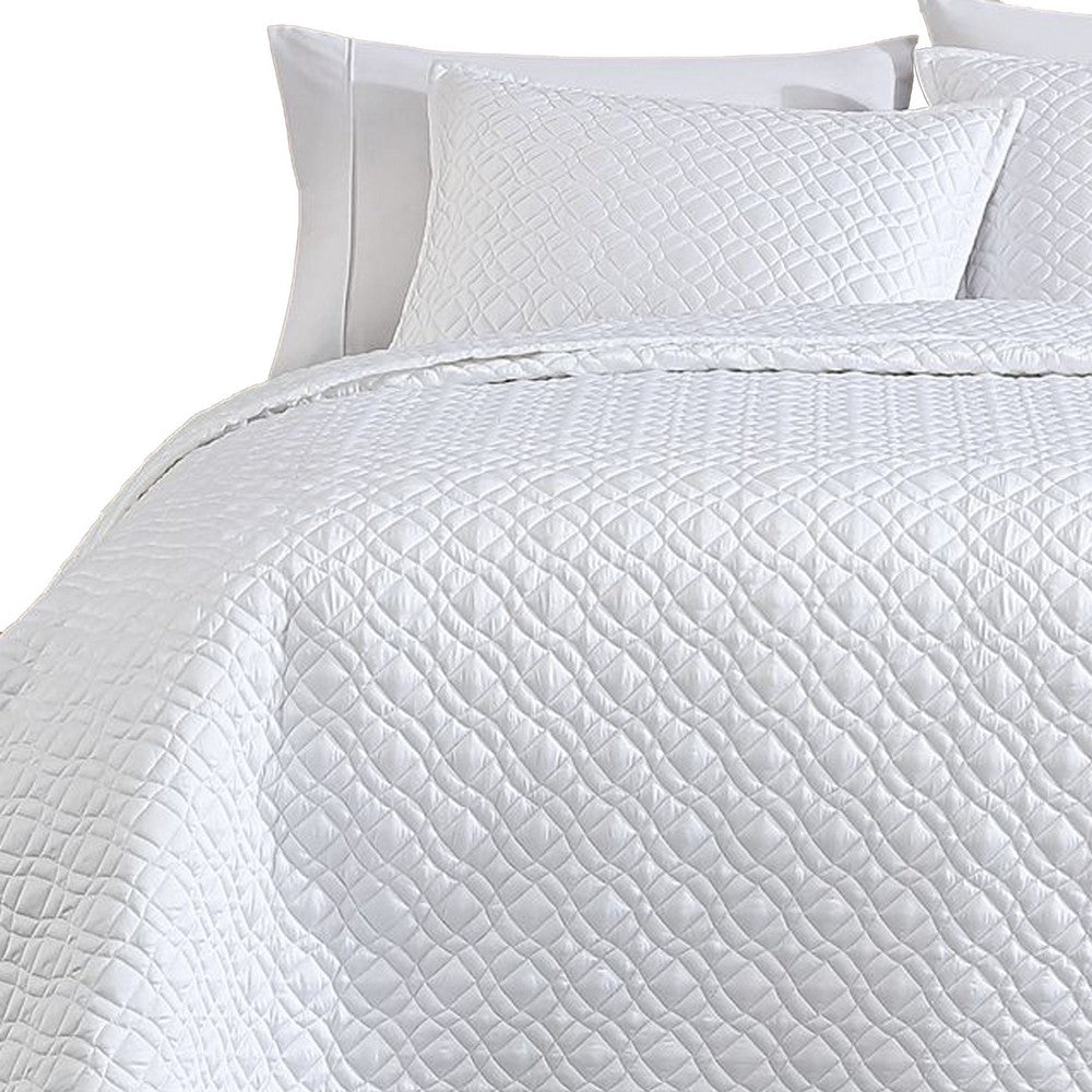 Keo 3pc Queen Coverlet Set, Reversible, Shams, White Silky Fabric -BM326712