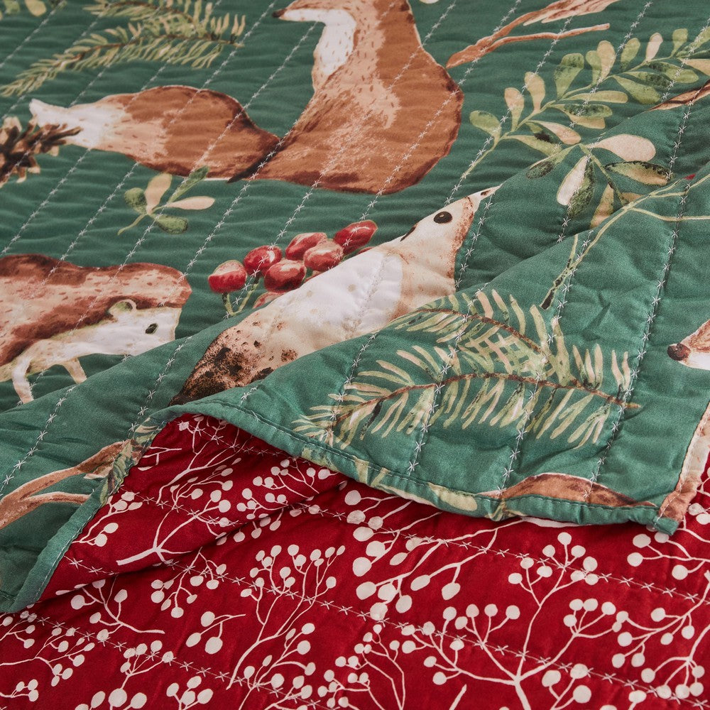 Lowa 2 Piece Twin Size Quilt Set, Festive Theme Red Green Polyester -BM332790