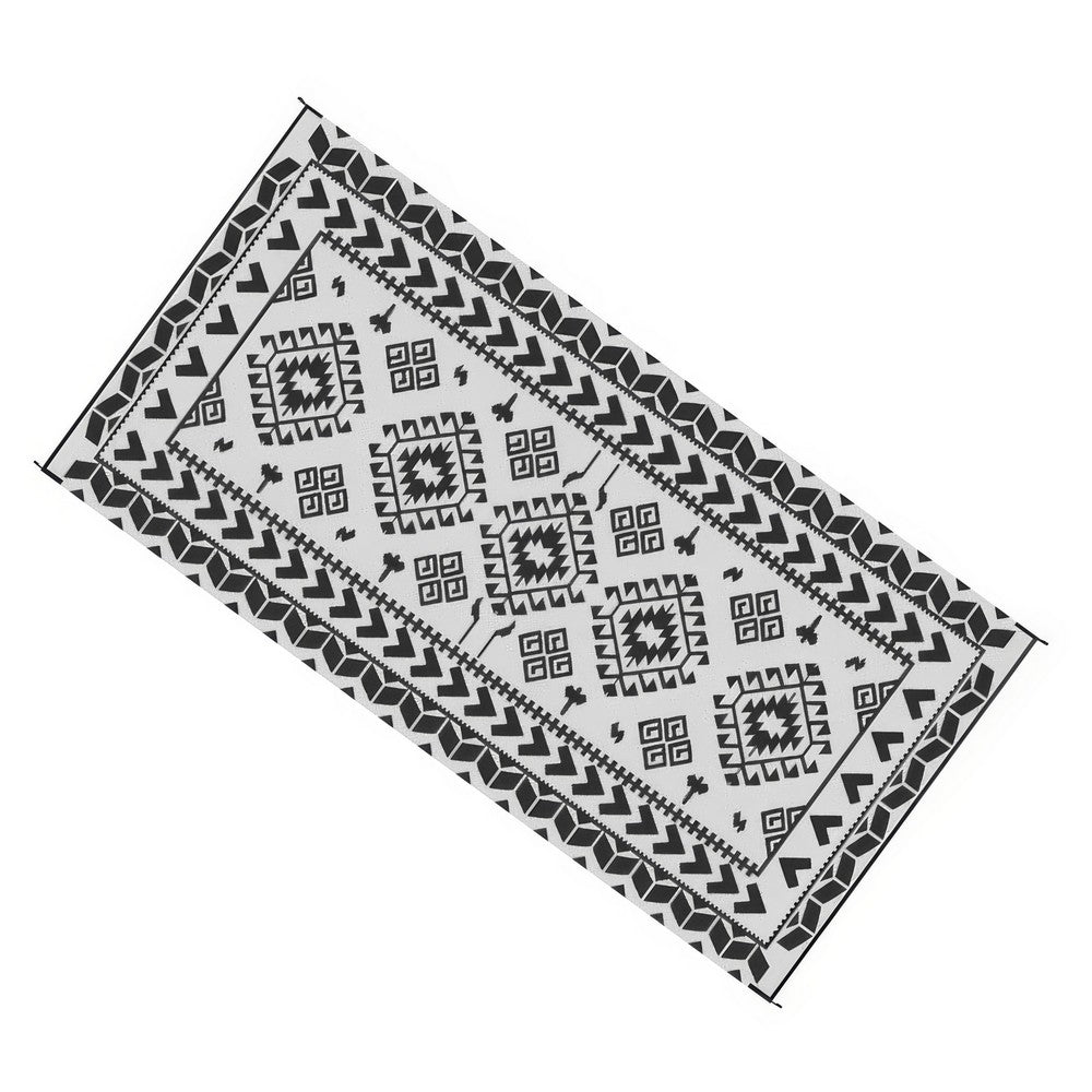 Pema XXL Outdoor Area Rug, Black and White Patchwork, Giant 9x18 Picnic Rug - BM350802