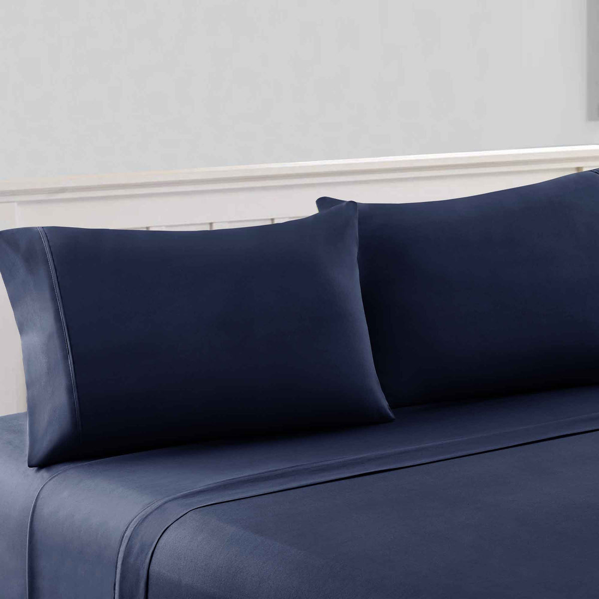 Bezons 4 Piece California King Microfiber Sheet Set with 1800 Thread Count, Navy Blue - BM202339