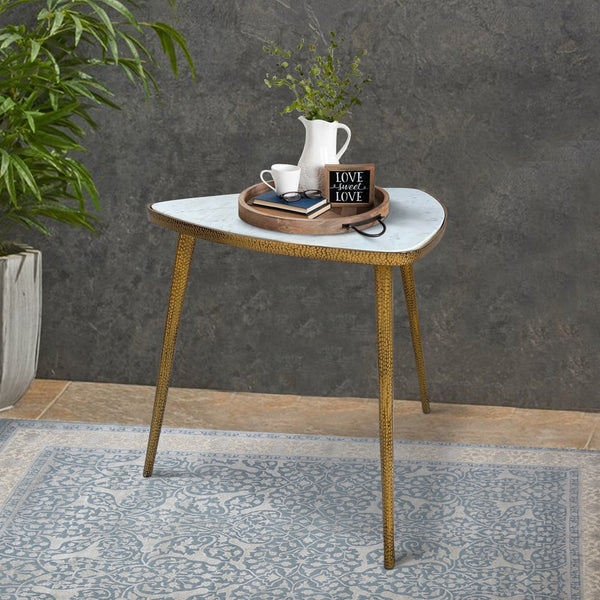 21 Inch Modern Side Accent Table, Rounded Triangle Pick Marble Top, Hammered Design, Brass, White - I305-HGM024