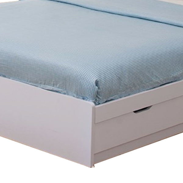 Benzara Contemporary Style Wooden Frame Full Size Chest Bed with 3 Drawers, White -BM141869